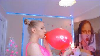 Blowing my red ballloon - December 14, 2020