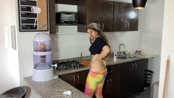 My dirty maid let me give her wedgies - July 16, 2022