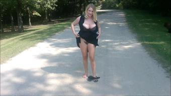 Annabellecums A Naughty Walk In The Park With Flashing
