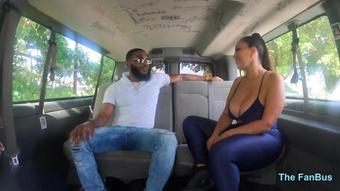 The Flourish XXX - 2023-01-02 - QueenRogue and MassagebyBlack Fanbus