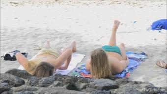 Nicole & Veronica_2