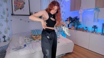 Cool dance in Sneakers - Jan 18, 2023