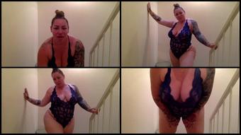 Elke1 15 09 2020 896315229 Little Fun On My Staircase Finding New Areas In My House To Shoot Xoxo