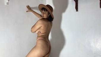 You can leave your hat on, striptease - February 06, 2022