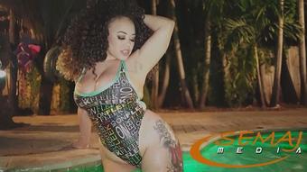 Mone Divine Kitchen To Pool - June 01, 2021