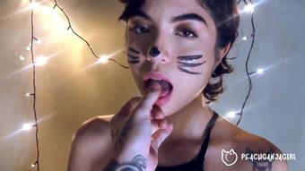 Little kitty gives the best blowjob ever - January 18, 2020