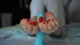 Quick Blue Dildo FJ - Red Nails - January 26, 2020