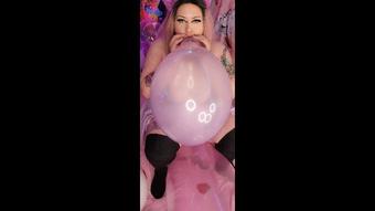 Balloon ride and blow! Which one pops - November 16, 2021