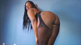 Black Hottie's white boy Krptonite