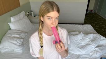 Tasting my new favorite dildo - May 03, 2023