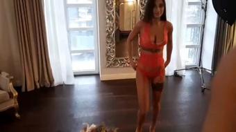 Onlyfans - Liya Silver - Impromptu Photoshoot Bts