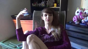Missbroadwayy Indoor Smoking Female Domination