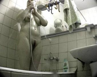 Saunaspycams.Com Bathroom Spycams Ksenia-Voyeur-01
