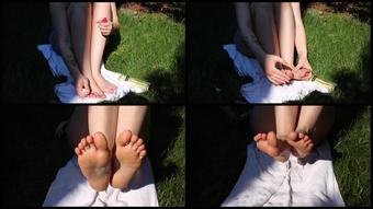 Elliemarie Red Nails A Foot Job