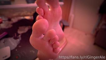gingeralemilf-2023-03-25-at-21-54 Fansly (Ginger Ale MILF)