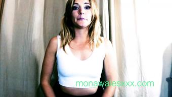 Mona Wales Burping Blondie