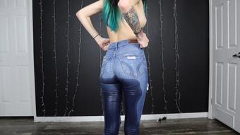 Desperate Wetting 3 Different Jeans - Feb 14, 2021