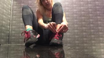 Post workout foot & pussy showcasing