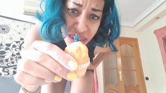 shrunken raul gves himself up as a snack - July 01, 2021