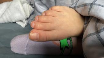SOCK TEASE - NATURAL TOES - July 13, 2023