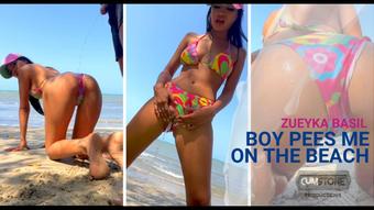 BOY PEES ME ON THE BEACH