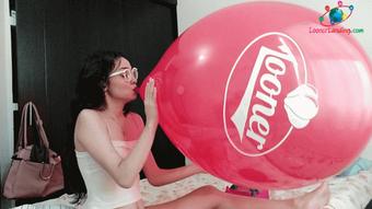 Maribel Blow Pops a LOONER Balloon HD