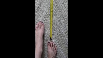Measuring My Big Feet - January 26, 2025