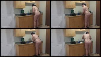 Booty4U Annoyed Housewife Washing Dishes Naked