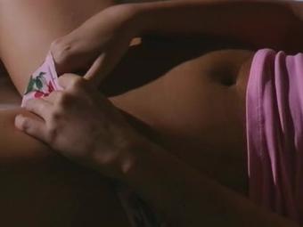 Sandra Shine - Vivthomas - 2005-06-20 Butterfly Part 1 (10.41) 480X360_1464