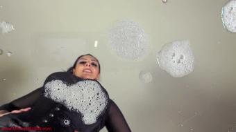 Ezada Sinn - Beg For A Domina Kiss