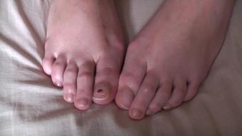 LONG TOES FOOT TEASE - March 18, 2023
