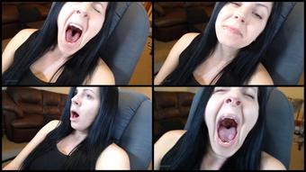 Booty4U Morning Breath Yawns