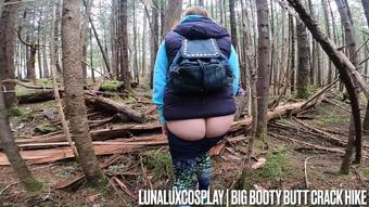 Big Booty Buttcrack on Hike