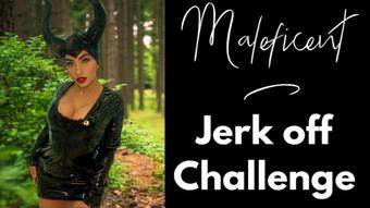 Hot Maleficent playing anal suck dildo - May 13, 2020