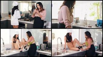 Momknowsbest Com   Twistys Com  Missy Martinez  Sofi Ryan  Chef Du Jour