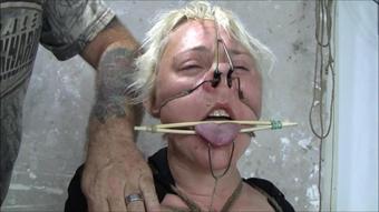 Hooked-3000