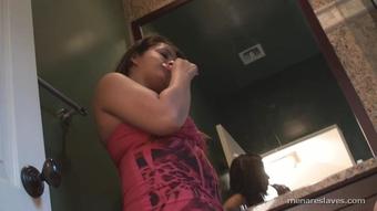 474_Spittingwasteintohismouth