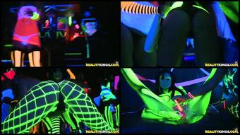Glow Special Big