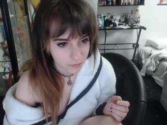Lana_Rain_(2015-01-17_20-12-00)