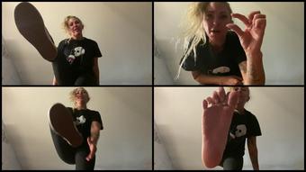 B Findom 27 07 2020 599645409 Giantess Shrunken Man In Sweaty Foot Custom