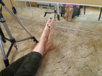 Longtoesally 1 3 19 Mirror Mirror Look Down View