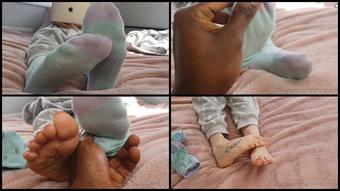 Mrandmrs W 01 04 2022 2411244113 Mrs W Ignoring While Teasing You With Those Sexy Soles And Pink Toes