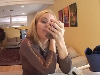 Alicia Rhodes - Dirty Birds - Behind The Scenes