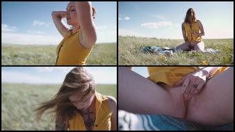 Jolenebrody   Getting Off In A Flower Field