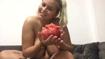 Watermelon stuffing - June 08, 2018