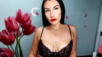 Hotter than her face - July 01, 2023