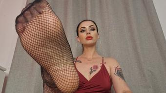 Evil sexy neighbour - part 1 - October 29, 2023