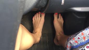 Barefoot pedal pumping