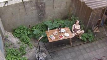 Neighbor fucks the grilled sausage