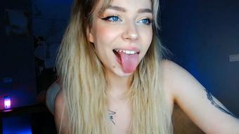 White girl sucks black cock with pleasur - Aug 14, 2022